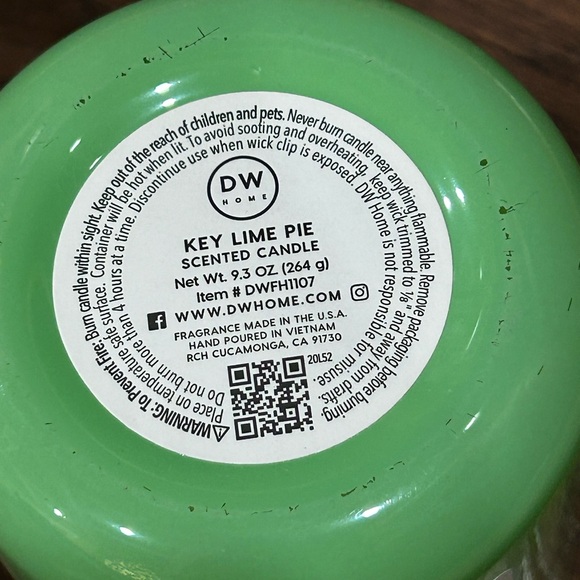 DW Home Key Lime Pie Candle - Vibrant Green - Picture 2 of 2